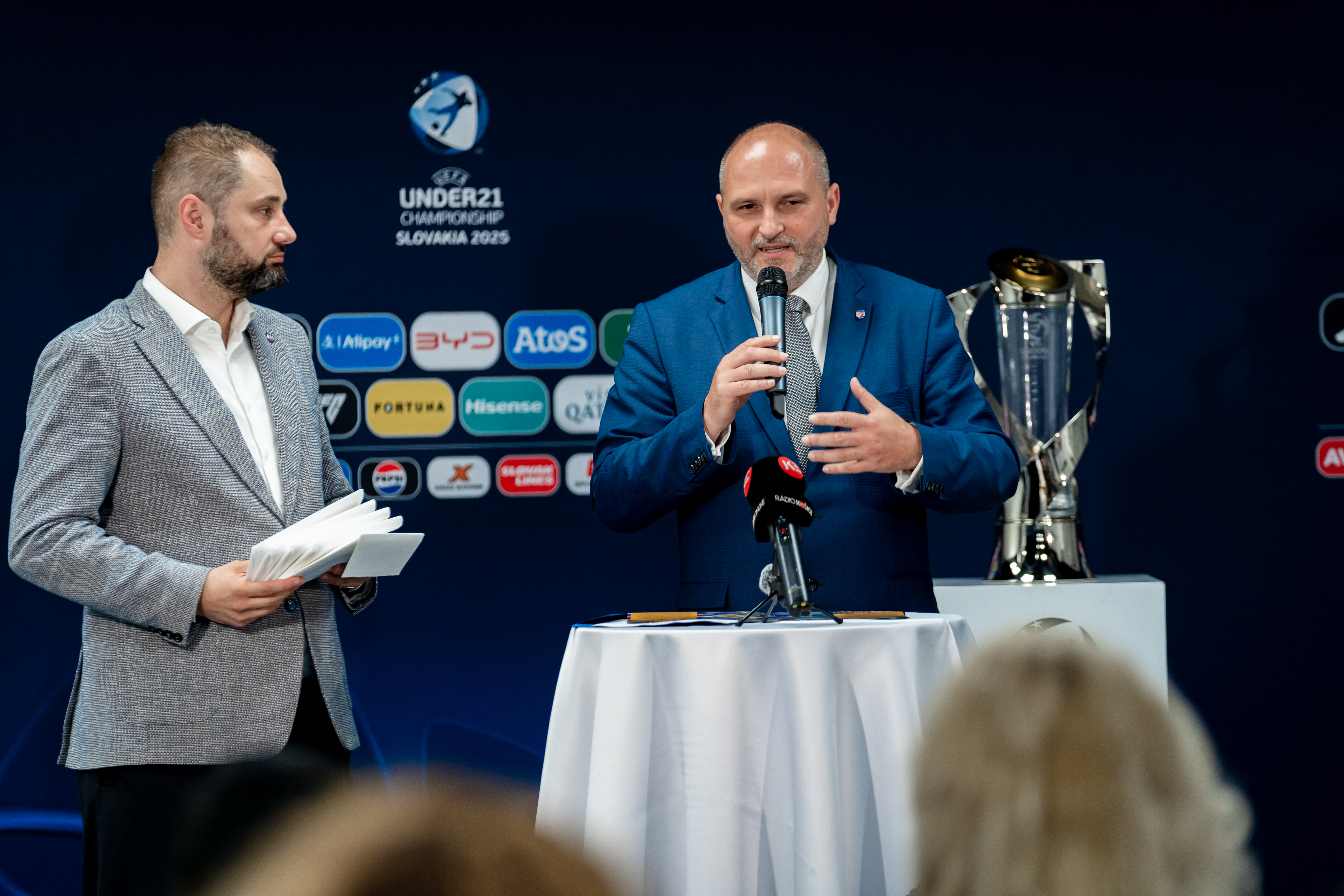 Tlacovy brifing - o pripravach sampionatu UEFA-21